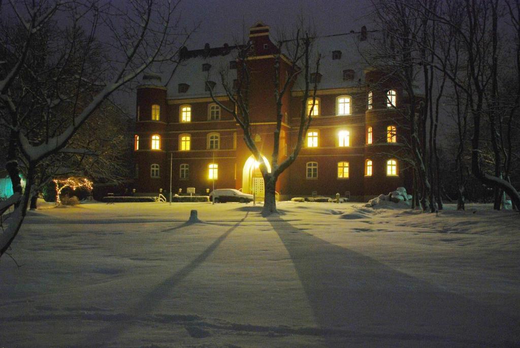Hotel Schloss Spyker Glowe Extérieur photo